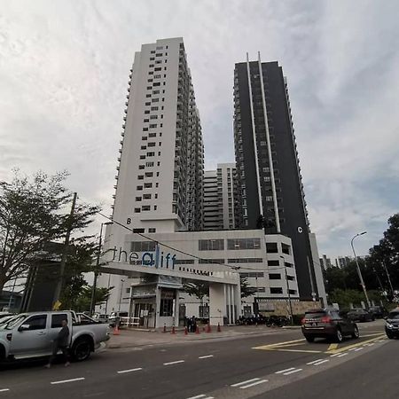 ג'והור בהרו Aliff Residences 艾麗軒 מראה חיצוני תמונה