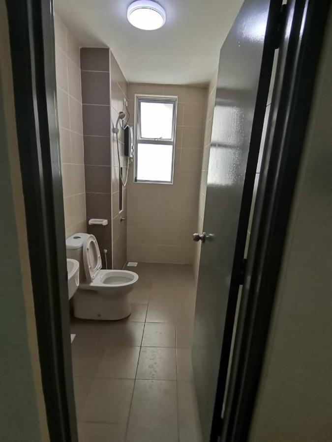 ג'והור בהרו Aliff Residences 艾麗軒 מראה חיצוני תמונה